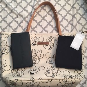 Petunia Pickle Bottom - Downtown tote
